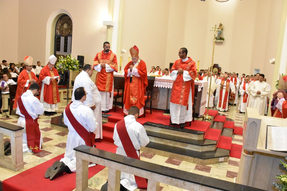 Arquidiocese de Goiânia - Clero - Padres